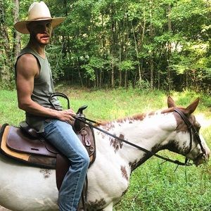 Meet your Posher, Austin